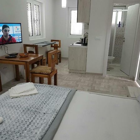 Porto Njeguši A1 Cetinje Exterior foto